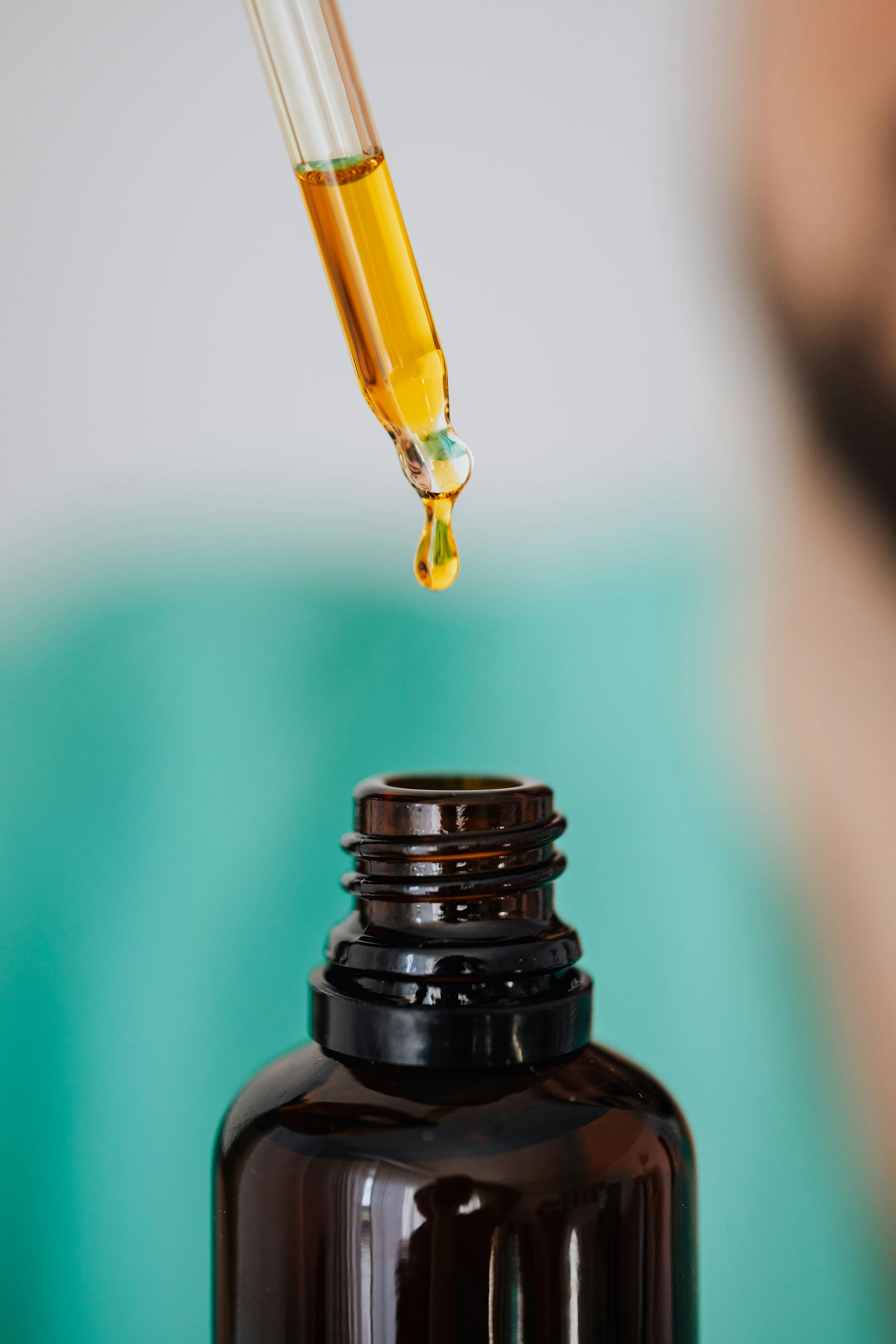 essential oil dropper