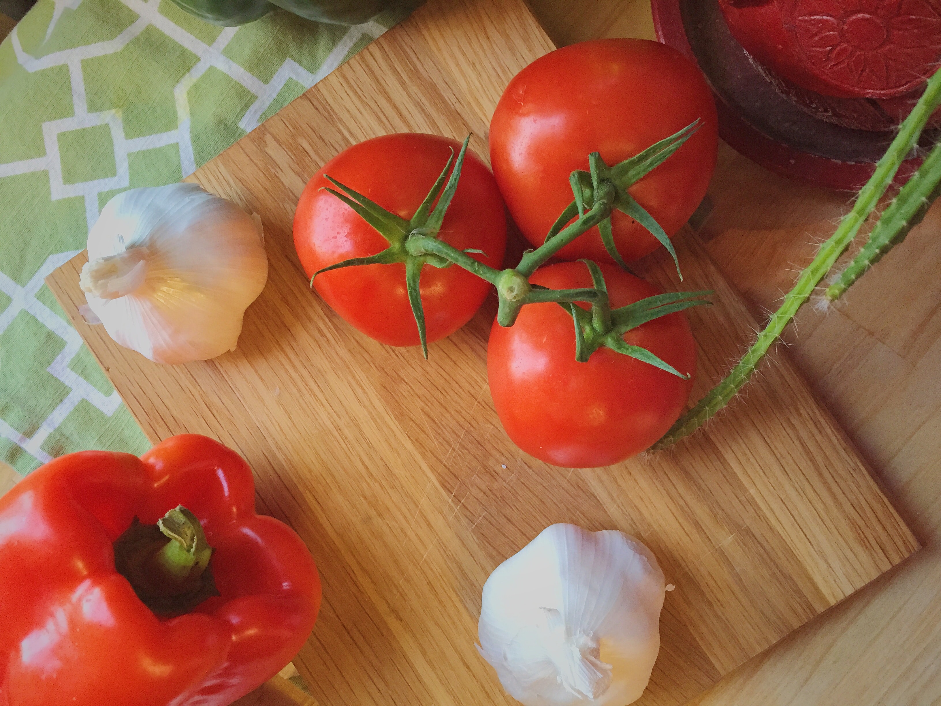 red peppers and garlic